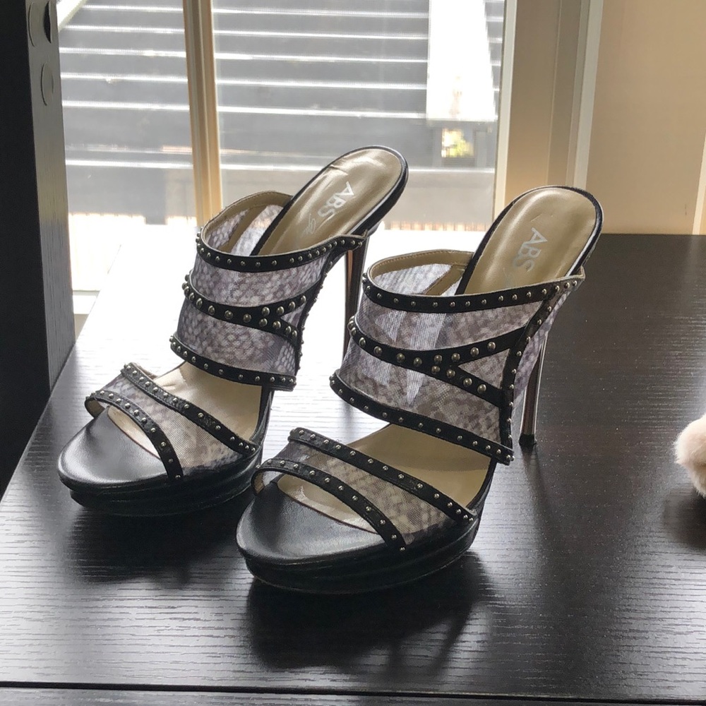 ABS Allen Schwartz Metal Stiletto Heel Shoe Size 7